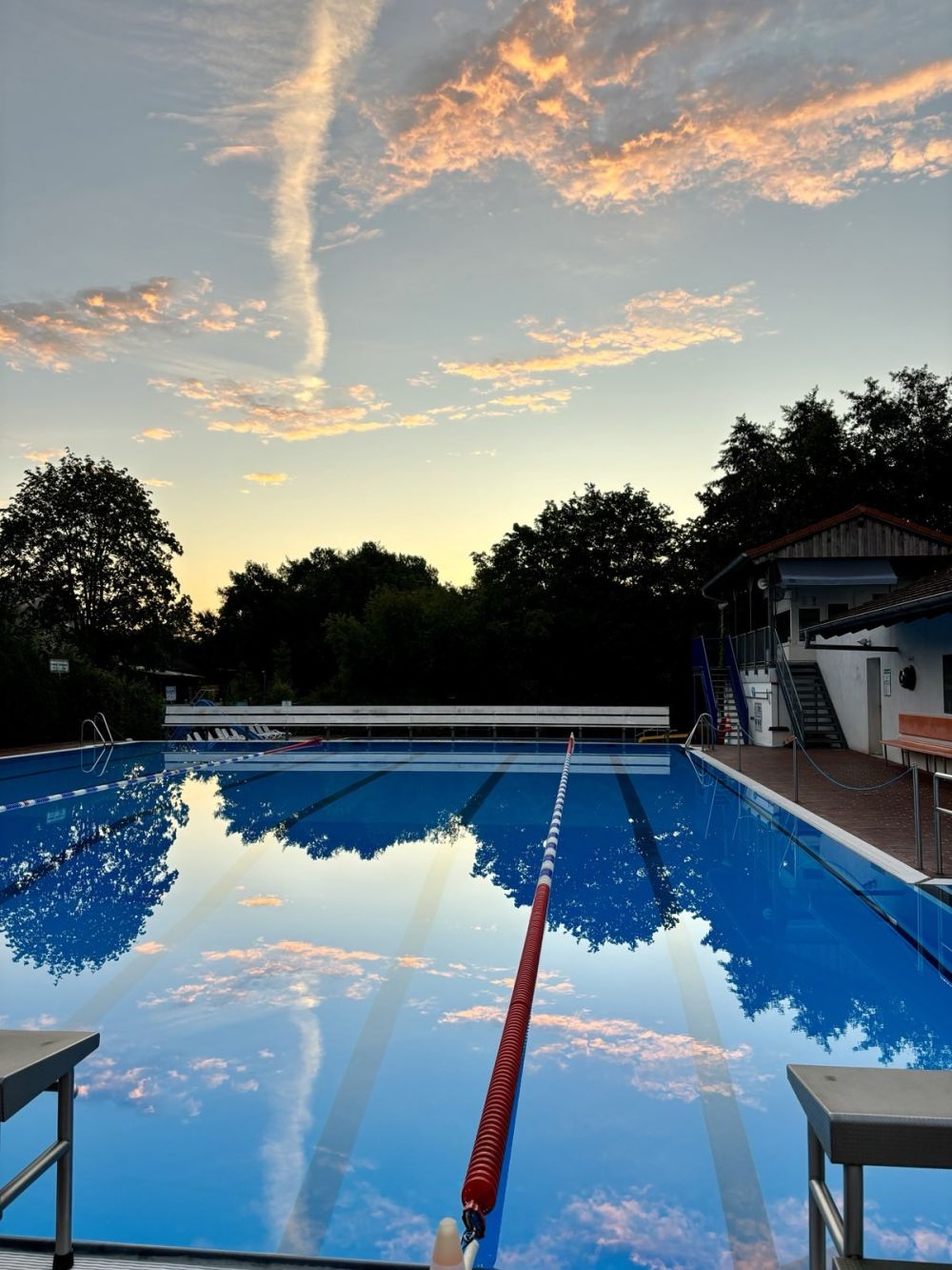 Öffnet die Seite 'Ab 05.05.+07.05.2026: Aqua-Gymnastik + Aqua-Fitness am Vormittag'